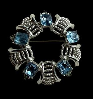 Vintage Blue Rhinestone Circle Wreath Brooch Silver Tone Round Pin 1.75"